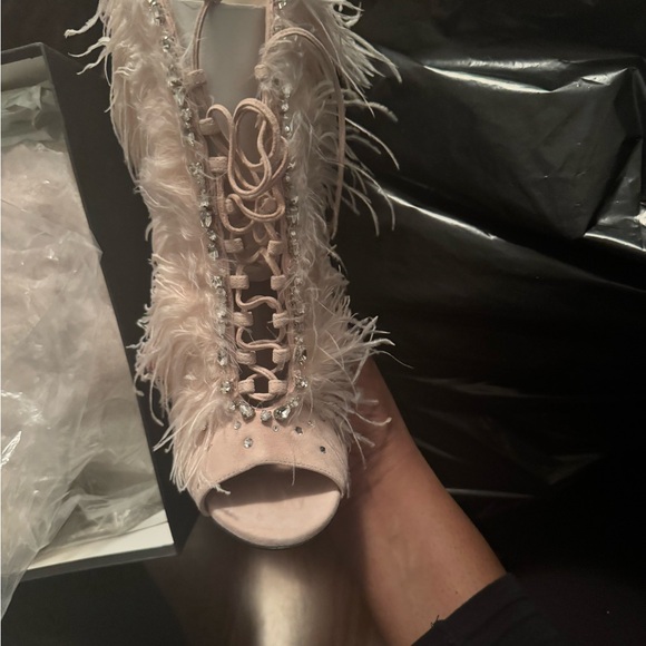 Giuseppe Zanotti Charleston feather heels - Picture 6 of 10